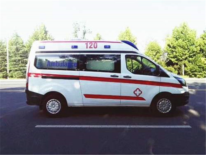 沿滩救护车出租服务案例6