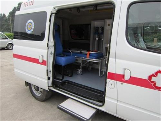 沿滩救护车出租服务案例7